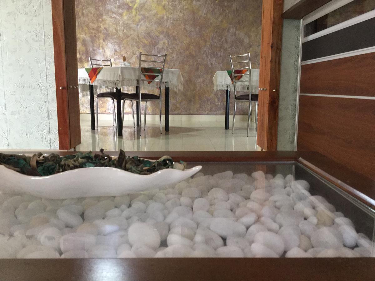 Ared Villa Katunayaka Exteriör bild